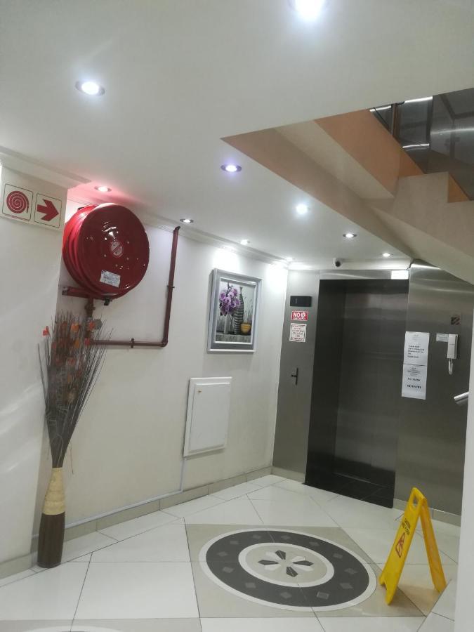 יוהנסבורג Garden Top Hotel מראה חיצוני תמונה