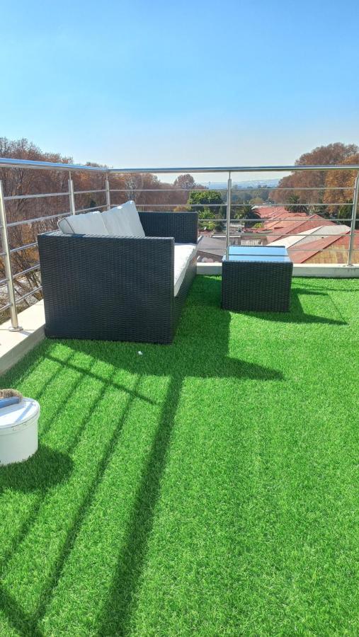 יוהנסבורג Garden Top Hotel מראה חיצוני תמונה