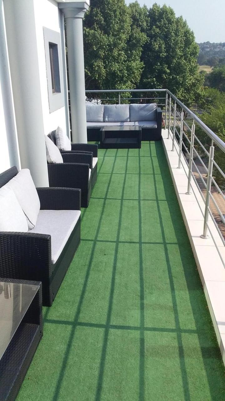 יוהנסבורג Garden Top Hotel מראה חיצוני תמונה