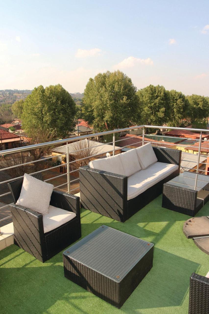 יוהנסבורג Garden Top Hotel מראה חיצוני תמונה